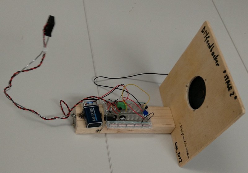 DIY Acoustic Feedbacker
